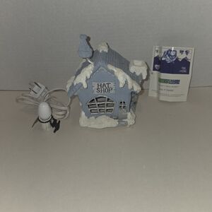 #94900 Snowville The Hat Shop 1999 Encore Snow Buddies with Original box